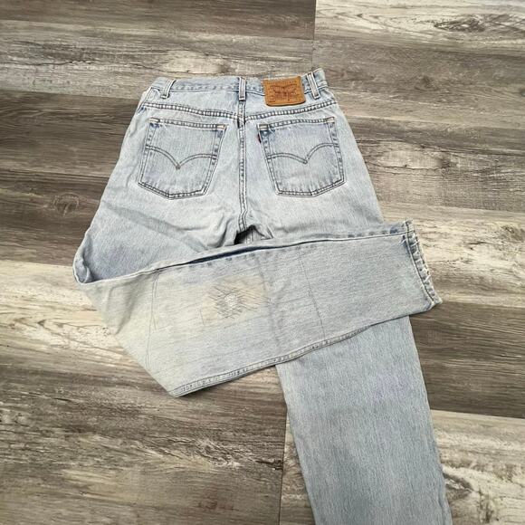 Vintage 90s Levi's 550 Jeans Red Tab Relaxed Tapered Light Wash Womens 30" Mom - Picture 1 of 12